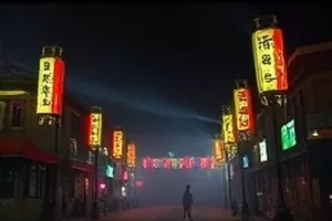 悬疑剧长夜灯塔封面:深夜海面上的灯塔光束